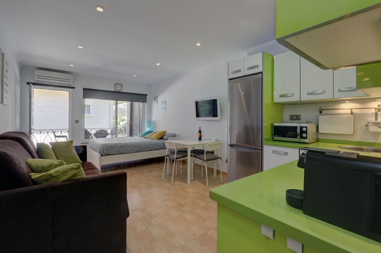 071 - Beachside Studio Perfect For A Family Getaway Daire Torremolinos Dış mekan fotoğraf