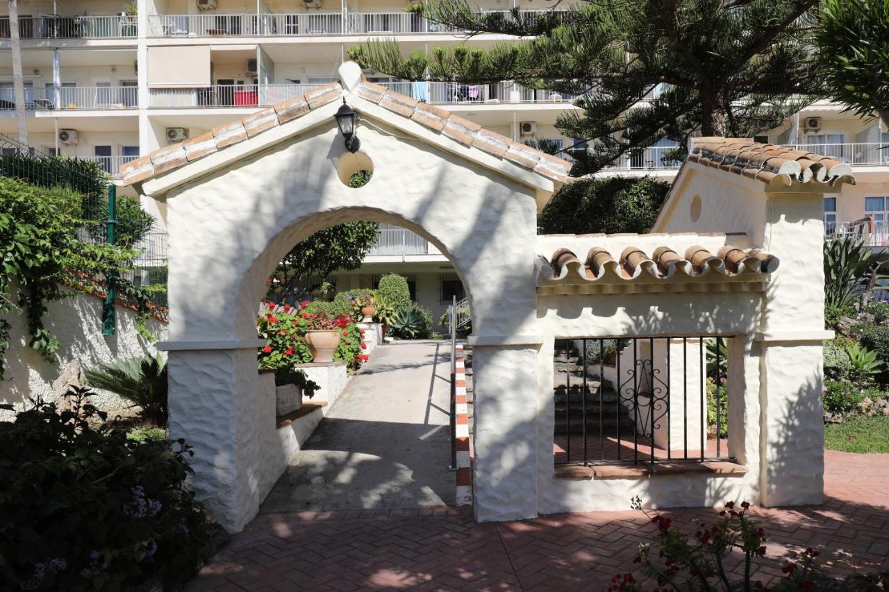 071 - Beachside Studio Perfect For A Family Getaway Daire Torremolinos Dış mekan fotoğraf