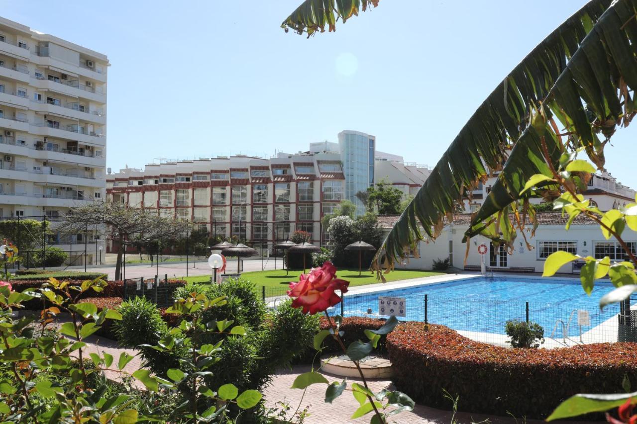 071 - Beachside Studio Perfect For A Family Getaway Daire Torremolinos Dış mekan fotoğraf